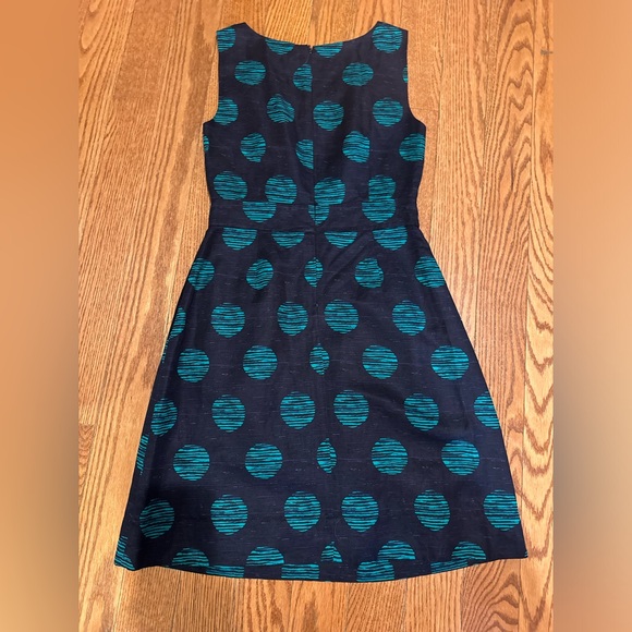 Banana republic women’s navy and green polka dot dress - size 2 - Picture 3 of 4